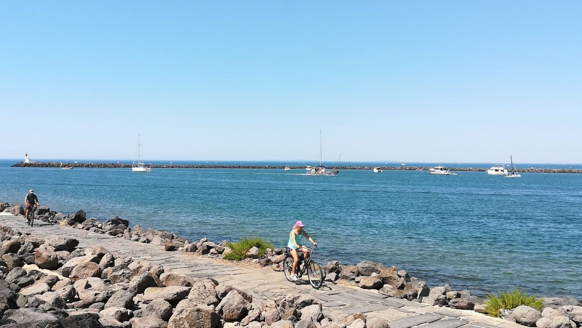 visit-sete-beach-on-a-summer-day-4 visit-sete-beach-on-a-summer-day-4